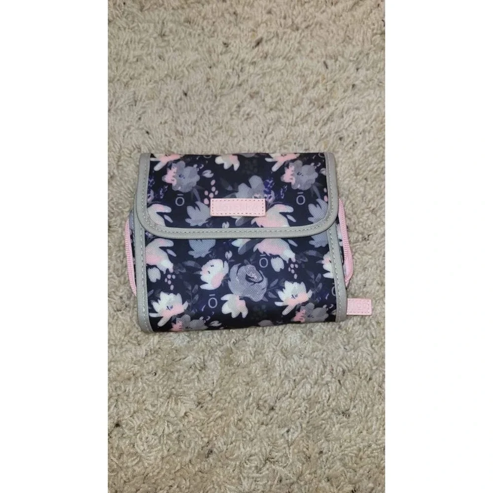 Doterra Travel Cosmetic Organizer‎ Floral Print Essential Oil Case
